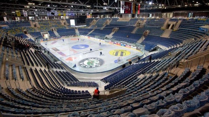 Bez kontroly nedá mesto na zimný štadión ani euro